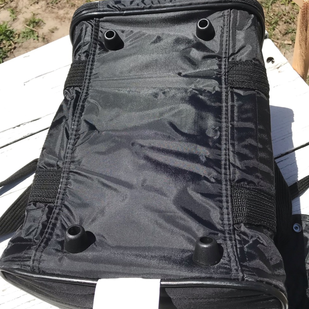 NWOT Sherpa Small Pet Carrier- see measurements - Picture 4 of 4